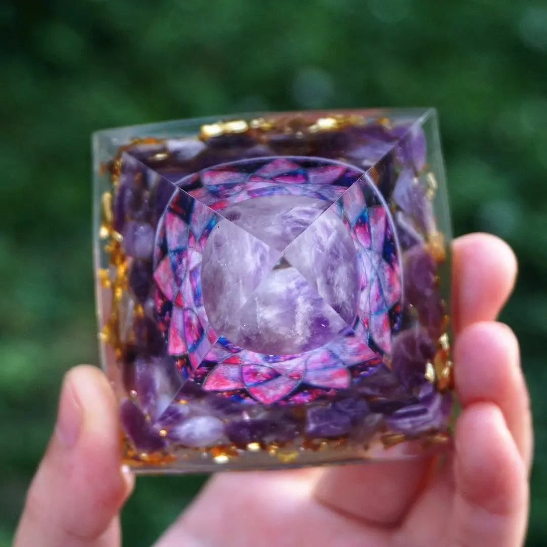 Crystal Orgonite Energy Pyramid – Reiki Infused Chakra Healing Decor Gems Ritual
