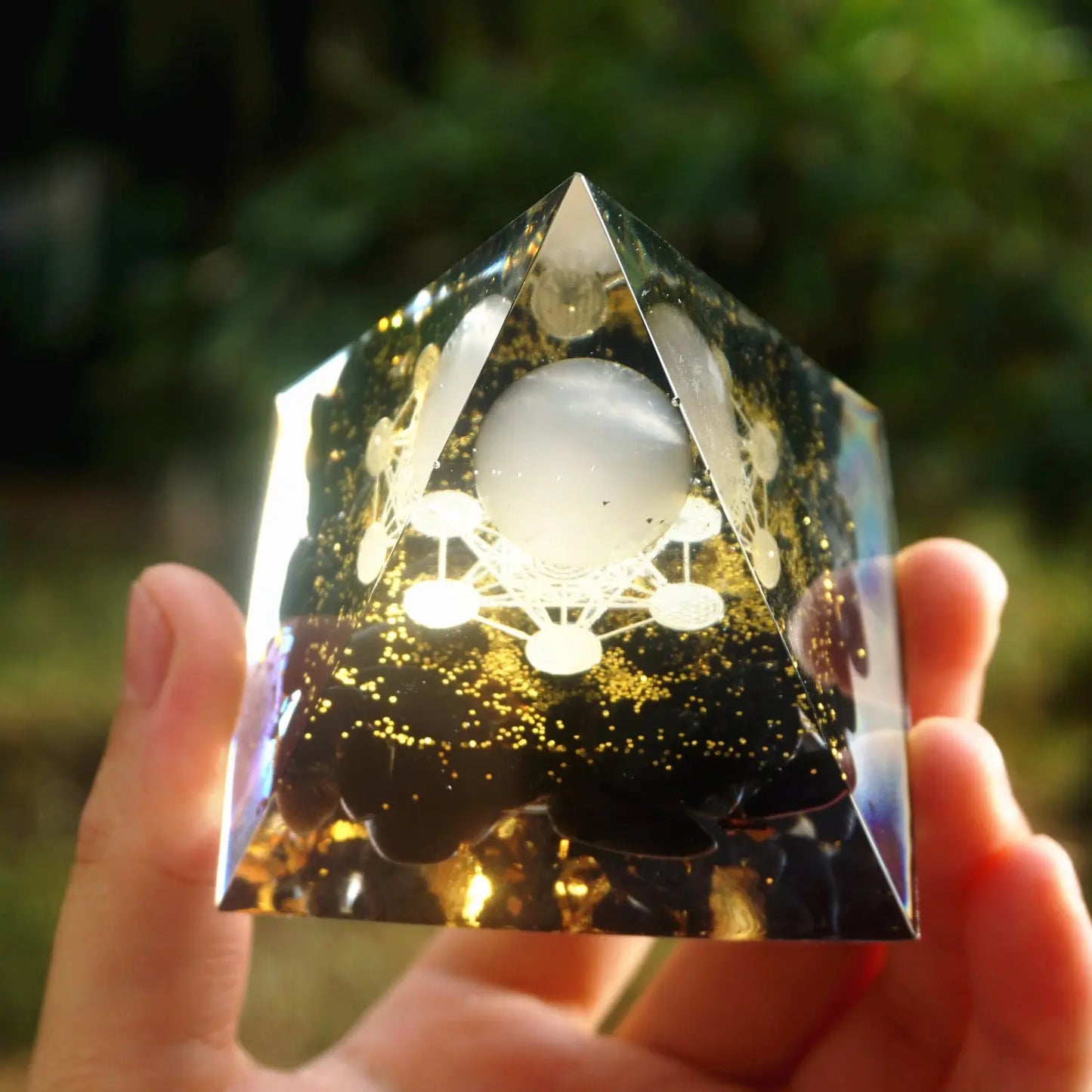 Crystal Orgonite Energy Pyramid – Reiki Infused Chakra Healing Decor Gems Ritual