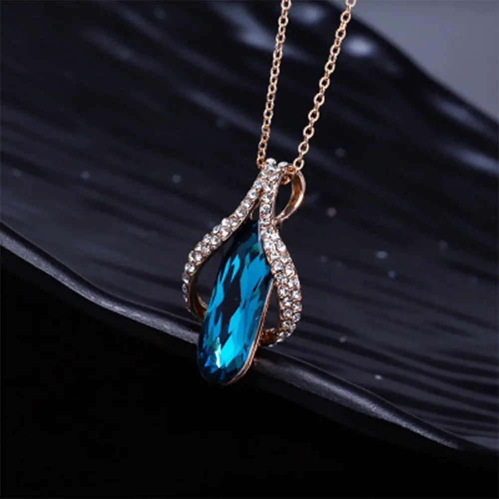 Radiant Peacock Blue Diamond Jewelry Set - Gems Ritual