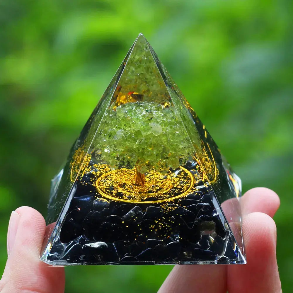 Meditation Orgonite Pyramid with Natural Crystals for Vibrational Healing Gems Ritual
