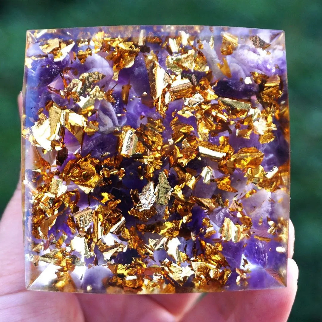 Crystal Orgonite Energy Pyramid – Reiki Infused Chakra Healing Decor Gems Ritual