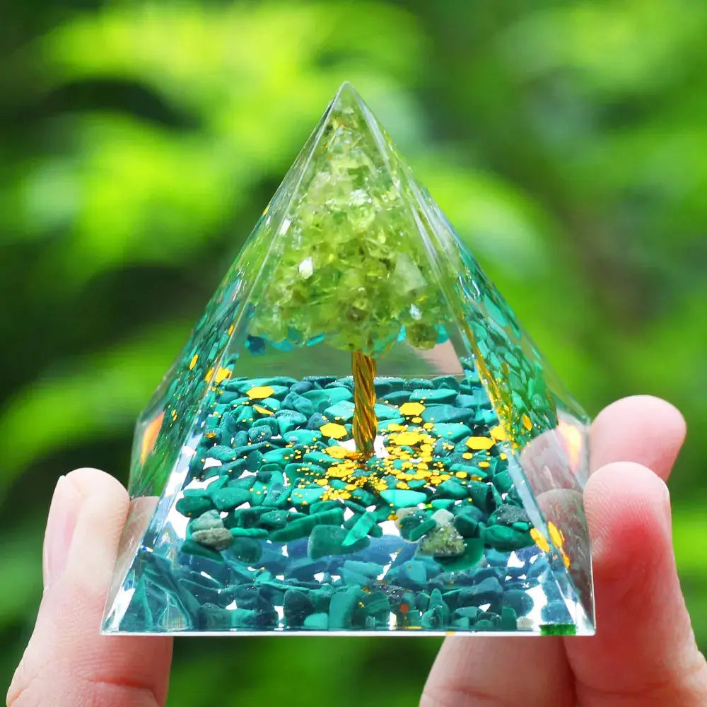 Meditation Orgonite Pyramid with Natural Crystals for Vibrational Healing Gems Ritual