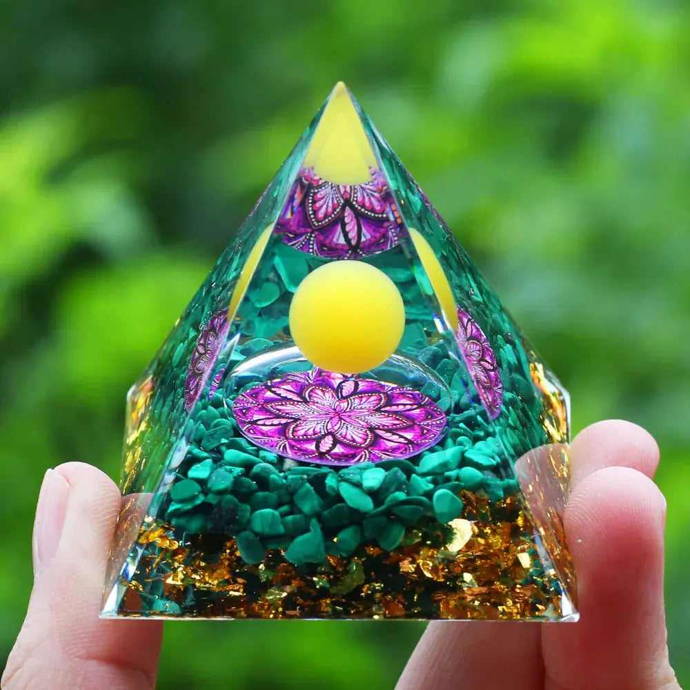 Meditation Orgonite Pyramid with Natural Crystals for Vibrational Healing Gems Ritual