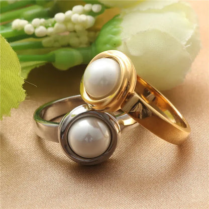 Pearl Ring Fashion