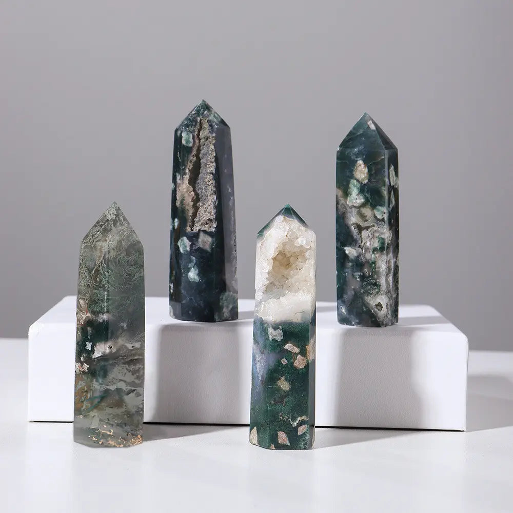 Green Agate Crystal Tower – Energy Harmonizing Home Decor Gems Ritual