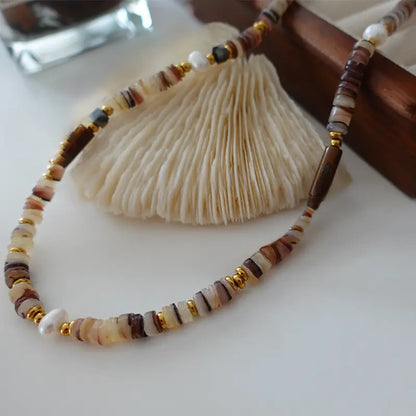 Collier de perles en pierre naturelle