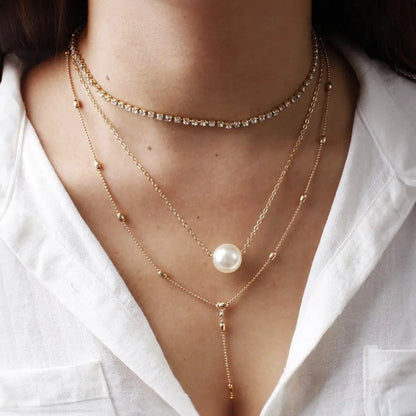 Minimalist Three-Layer Women's Necklace Set with Pearl and Crystal Pendant Gems Ritual