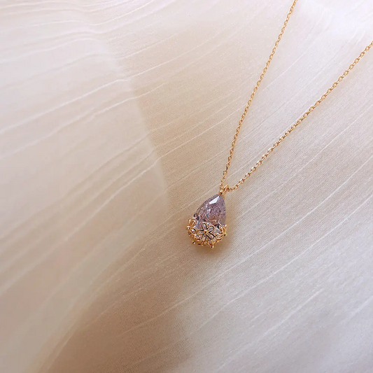Diamond Water Drop Necklace – Elegant Teardrop Pendant for Women Gems Ritual